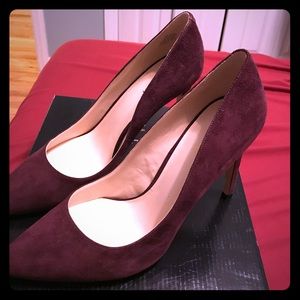 Nine West wine pumps